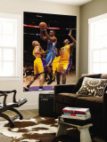 New Orleans Hornets v Los Angeles Lakers - Game Five  Los Angeles  CA - April 26: Chris Paul  Derek
