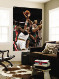 Milwaukee Bucks v Cleveland Cavaliers: Anderson Varejao and Drew Gooden