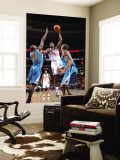 New Orleans Hornets v Philadelphia 76ers: Elton Brand and Emeka Okafor
