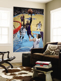Los Angeles Lakers v New Orleans Hornets - Game Four  New Orleans  LA - April 24: Lamar Odom and Ca