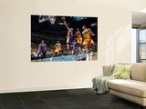 Los Angeles Lakers v New Orleans Hornets - Game Three  New Orleans  LA - APRIL 22: Derek Fisher and