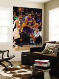 Los Angeles Lakers v San Antonio Spurs  San Antonio  TX - March 6: Andrew Bynum and Tim Duncan