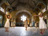 Dancing Lady