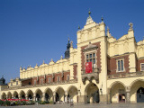 Main Market Square and the Cloth Hall  Cracow (Krakow)  Poland