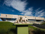 Sculptures of Saber Tooth Cat in Front of a Museum  George C Page Museum  Miracle Mile