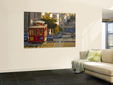 Cable Car on Powell Street in San Francisco  California  USA