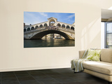 Rialto Bridge of Venice From Grand Canal  Venice  Italy