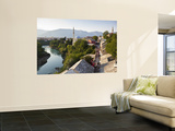 People on Kujundziluk in Old Town  Koski Mehmed Pasa Mosque and Neretva River
