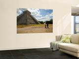 El Castillo  Pyramid of Kukulkan
