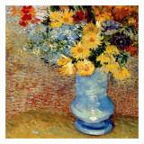 Vase Avec Bouquets De Fleurs