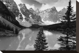 Majestic Moraine Lake  Alberta