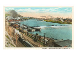 Lock on Monongahela  Pittsburgh  Pennsylvania