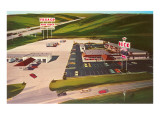 Huge Texaco Service Plaza