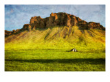 Gentle Green Slopes to Rocky Curved Crags