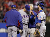 Game 7 - Rangers v Cardinals  St Louis  MO - October 28: Mike Gonzalez and Ron Washington