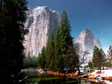 A Long Exposure and a Full Moon Light Up the Yosemite Valley