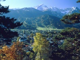 Garmisch Partenkirchen with Zugspitze (Bavaria  Germany)
