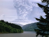 Mount St Helens Erupting