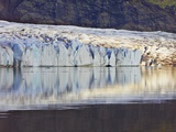 Glacier brim of Fjallsjoekull glacier