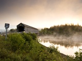 Covered Bridge on Kingston Penninsula  New Brunswick  Canada