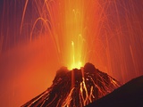 Italy\  Stromboli volcano\  eruptions