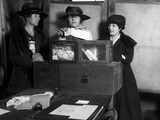Women Voting  C1917