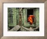 Angkor Wat Temple with Monk  Siem Reap  Cambodia