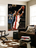 Washington Wizards v Miami Heat: Erick Dampier and Hilton Armstrong