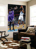 Sacramento Kings v New Orleans Hornets: David West and Samuel Dalembert