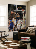 Golden State Warriors v Cleveland Cavaliers  Cleveland  Oh - March 8: Vladimir Radmanovic and Ramon