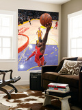 Atlanta Hawks v Los Angeles Lakers  Los Angeles  CA - February 22: Josh Smith