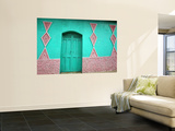 Colourful Art Deco-Style Facade of Private House on 3A Avenida Norte