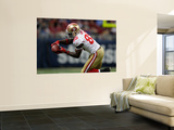 49ers Rams Football: St Louis  MO - Vernon Davis