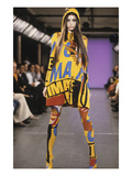 WWD - April 1998 - Sprouse RTW Fall 1998 Show