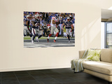 New York Giants and New England Patriots - Super Bowl XLVI - February 5  2012: Victor Cruz