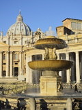 St Peter's Basilica  Piazza San Pietro (St Peter's Square)  Vatican City  Rome  Lazio  Italy