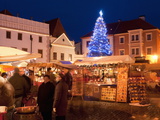 Christmas Market Stalls and Christmas Tree  Svornosti Square  Cesky Krumlov  Czech Republic