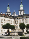 Max-Reinhard-Platz  Old Town  Salzburg  Austria  Europe