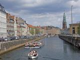 Quayside View Along the Fr Holms Canal  Copenhagen  Denmark  Scandinavia  Europe