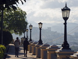 Joggers in Park La Leona  Tegucigalpa  Honduras  Central America