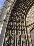 Sculpture Detail on Onze Lieve Vrouwekathedraal  Antwerp  Flanders  Belgium  Europe