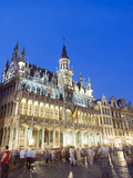 Hotel De Ville (Town Hall) in the Grand Place Illuminated at Night  Brussels  Belgium  Europe