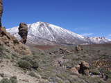 Los Roques and Mount Teide  Teide National Park  Tenerife  Canary Islands  Spain