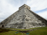 Kukulkan Pyramid  Mesoamerican Step Pyramid Nicknamed El Castillo  Chichen Itza  Yucatan  Mexico