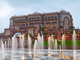 Water Fountains in Front of the Emirates Palace Hotel  Abu Dhabi  United Arab Emirates  Middle East