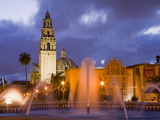 Fountain and Museum of Man in Balboa Park  San Diego  California