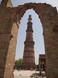 Qutb Minar Through Arch  Qutb Complex  Delhi  India  Asia