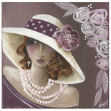 Femme Chapeau Blanc Et Rose
