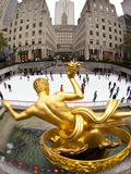 Ice Skating Rink Below the Rockefeller Centre Building on Fifth Avenue  New York City  New York  Un