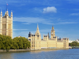 Big Ben  Houses of Parliament  and River Thames  Westminster  UNESCO World Heritage Site  London  E